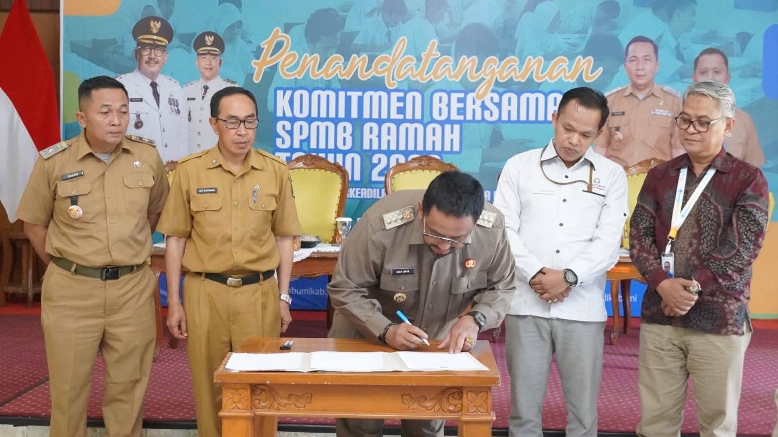 Bupati H. Asep Japar Minta Satuan Pendidikan Taat Azas Dalam SPMB, Jamin Prinsip Keterbukaan Dan Non Diskriminasi