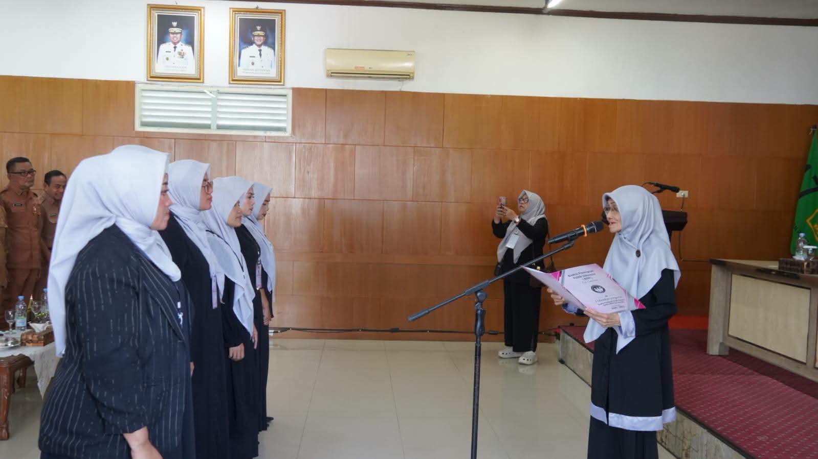 Pelantikan DPAC KPPI, Bupati H. Asep Japar” Perempuan Menjadi Agen Of Change Dan Mengharumkan Nama Daerah”