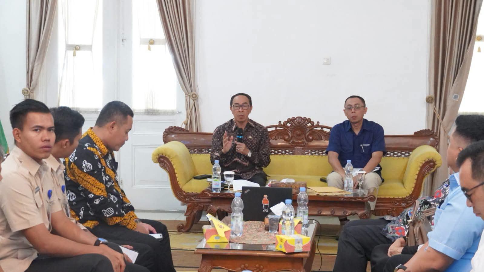 Perluas Cakupan JKN, Sekda H. Ade Suryaman Minta Relawan SPPG Menjadi Peserta BPJS Kesehatan