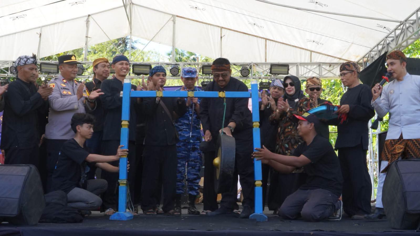 Bupati Sukabumi Hadiri Syukuran Nelayan Minajaya, Bupati Tegaskan Hari Nelayan Jadi Momentum Kebangkitan Ekonomi Pesisir